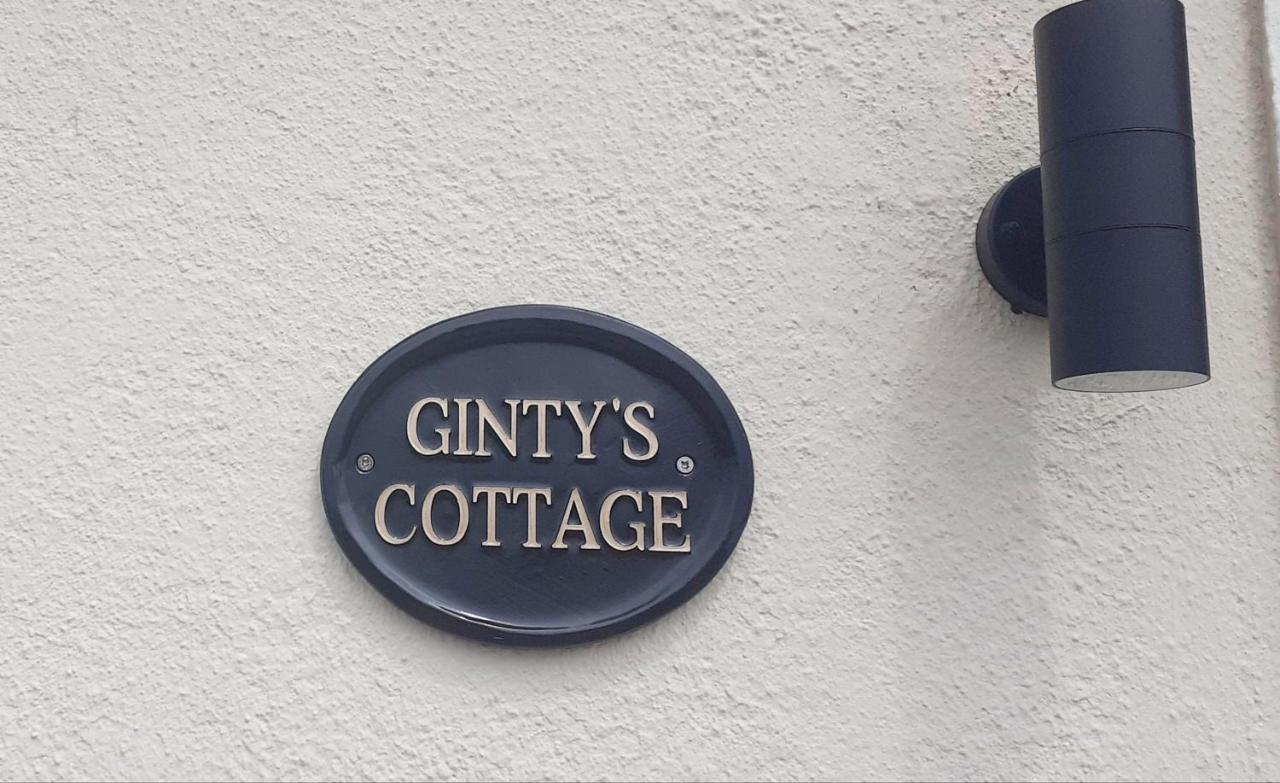 Cozy & Remote Hideaway Gintys Cottage Ross Port Exterior photo